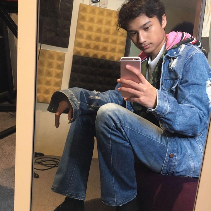 <p>Mario Arya Bagaskara tumbuh menjadi remaja berbakat. Putra Ira Wibowo dan Katon Bagaskara ini baru saja merilis video musik yang berjudul<em> Only You.</em> Mario terjun ke dunia musik dengan nama panggung Xylan. (Foto: Instagram @mariobagaskara)</p>