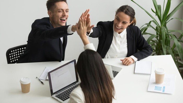 4 Zodiak yang Paling Siap Menghadapi Tahun Baru, Nggak Takut Tantangan!