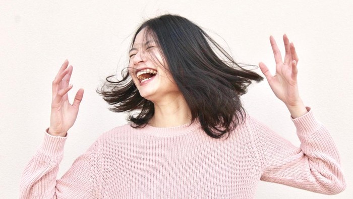 Rambut Lebat dan Berkilau, Tahun Baru Jadi Semakin Percaya Diri!