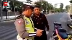 VIDEO: Penjelasan Korlantas Soal Petugas Tilang Pengawal Ambulans