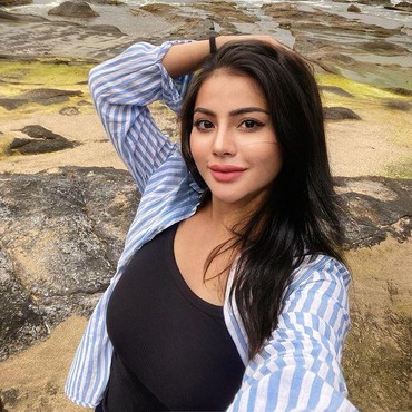 Isu Tisya Erni Rebut Suami WNA Korea, Deretan Foto Vulgarnya Disorot Lagi