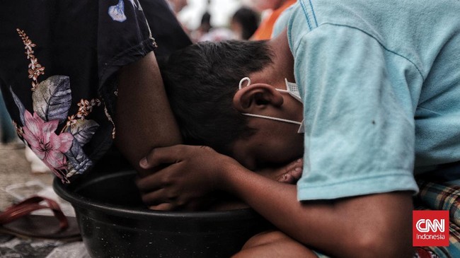FOTO: Basuh Kaki Ibu Bentuk Kasih di Perayaan Hari Ibu