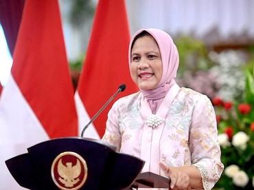 img-title Stiker Chat Iriana Jokowi ke Kaesang Pangarep Bikin Netizen Ngakak