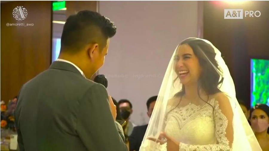 Pemberkatan nikah Joshua Suherman