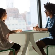 Nggak Percaya Diri dan 4 Hal Ini Bisa Bikin Kamu Nggak Lanjut Usai Interview Kerja!