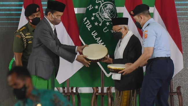 Wakil Presiden Ma'ruf Amin menyambut baik penyelenggaraan Muktamar ke-34 NU yang awalnya diprediksi bakal panas, namun bisa berakhir dengan damai.
