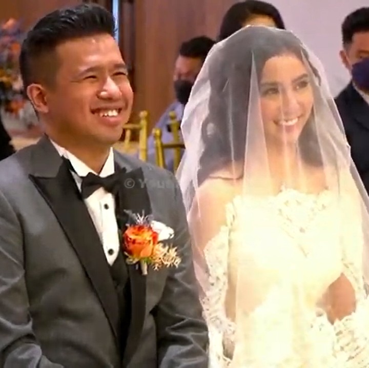 <p>Joshua Suherman dan Clairine Christabel menikah pada hari ini, Rabu (22/12/2021).  (Foto: YouTube: Jojo and Clay)</p>