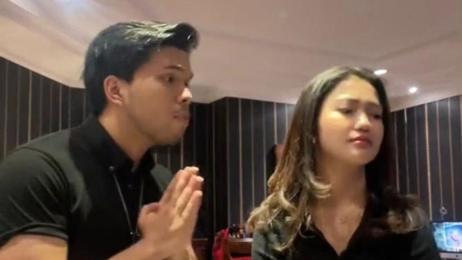 Potret Thariq Halilintar & Chika