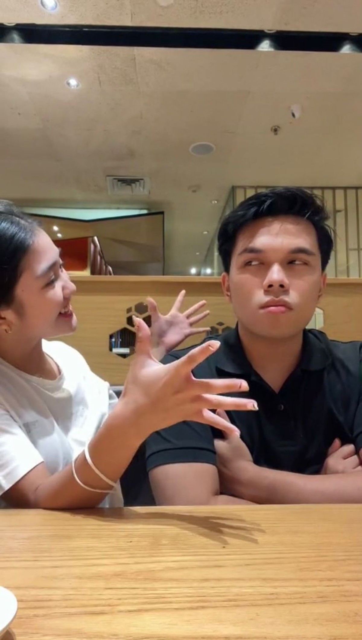 Potret Thariq Halilintar & Chika