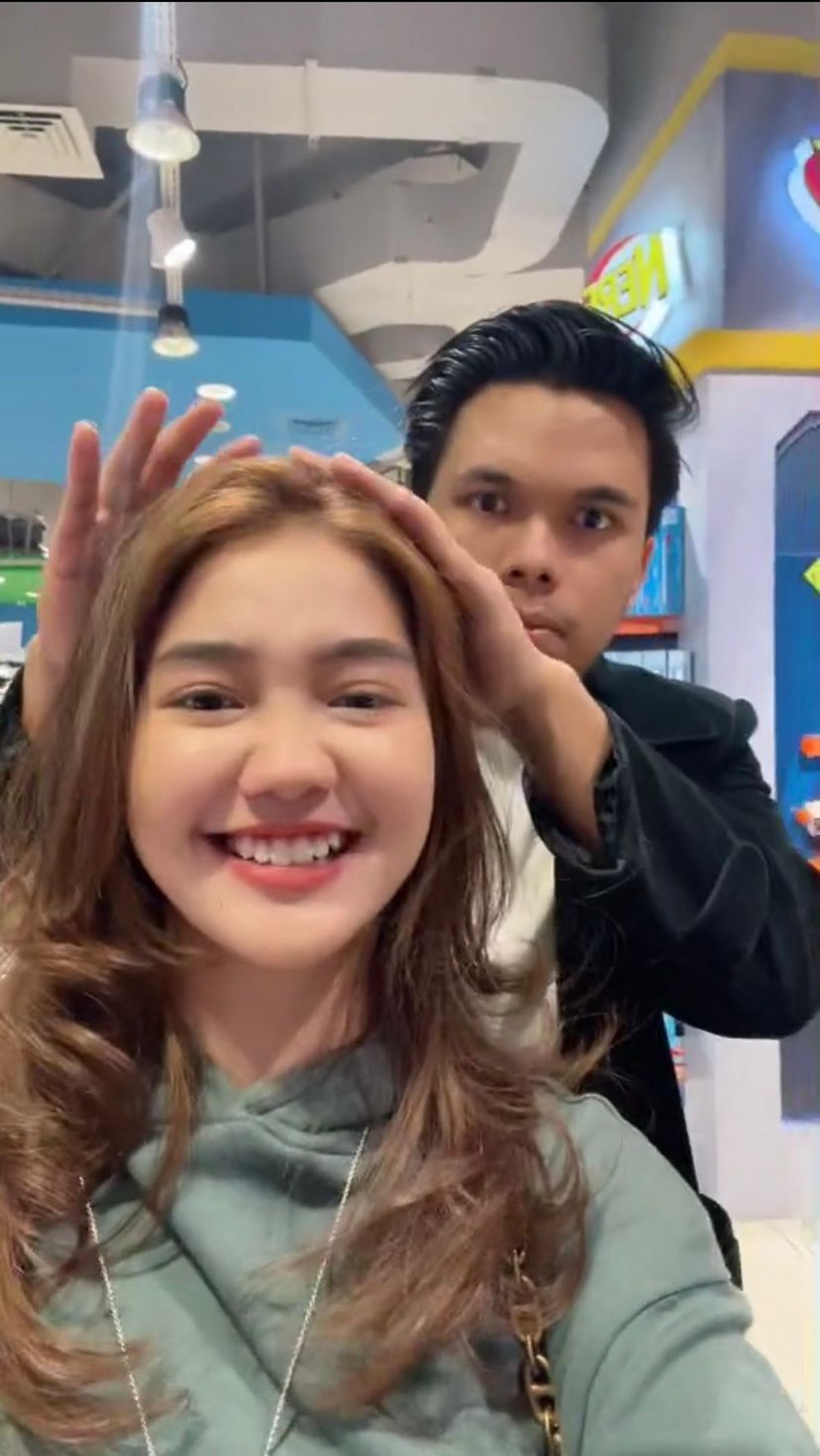 Potret Thariq Halilintar & Chika