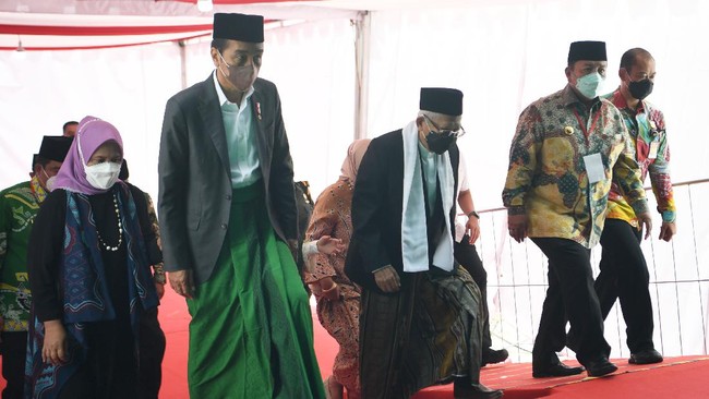 Ketua Umum PBNU mengatakan Presiden RI Joko Widodo dan Wapres Ma'ruf Amin bakal menghadiri pengukuhan kepengurusan ormas Islam itu di Pekanbaru hari ini.