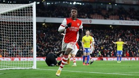 Nketiah Hattrick, Arsenal ke Semifinal Piala Liga Inggris