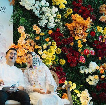 Selamat! Handika Pratama dan Rosiana Dewi Dikaruniai Anak Pertama