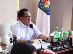 Tito Minta Kepala Daerah Cabut Izin Mal-Wisata dkk Tak Pasang PeduliLindungi