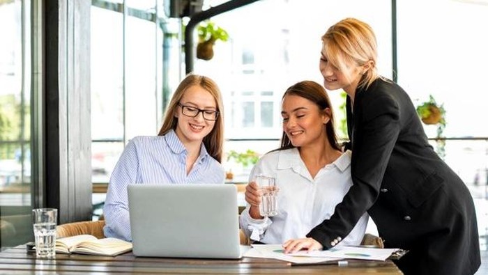 5 Trik Psikologi yang dapat Membantumu Lebih Maju dalam Hal Karir