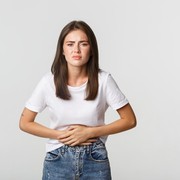Bukan Cuma Kompres Air Hangat, 5 Cara Ini Bantu Mengurangi Rasa Nyeri Saat Haid Datang!