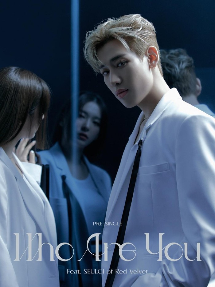 Selain konsep foto yang bernuansa dark, adapula konsep lainnya untuk teaser tersebut. Kali ini, Bambam dan Seulgi terlihat menawan dalam balutan outfit berwarna putih yang memancarkan pesona keduanya./ Foto: soompi.com