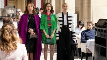 img-title Tutup Tahun 2023, Luxcrime Rilis Produk Kolaborasi Serial 'Emily in Paris'