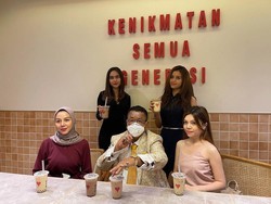 Hotman Paris di Mata Para Aspri, Bikin Betah Nggak Sih?