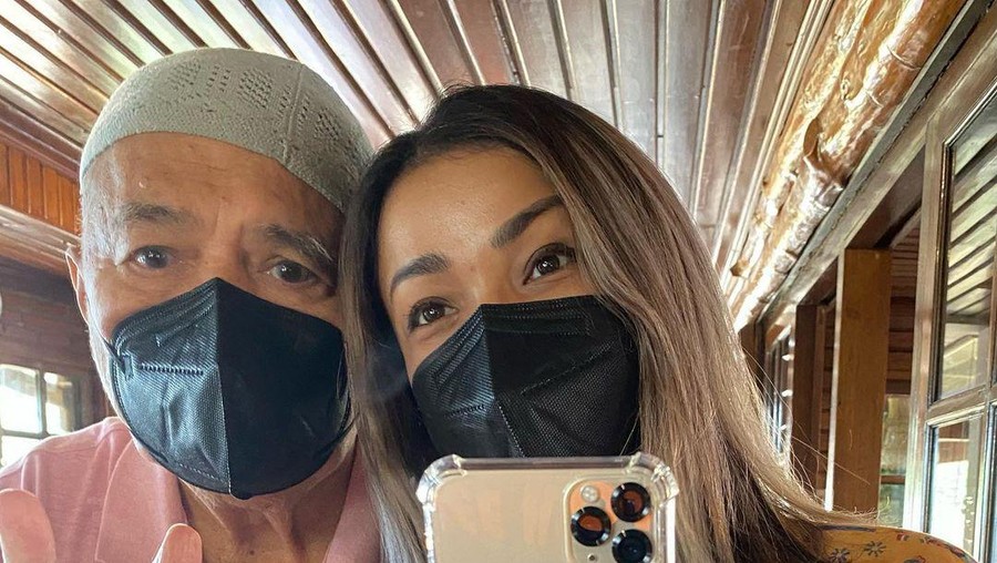 Nirina Zubir dan ayah
