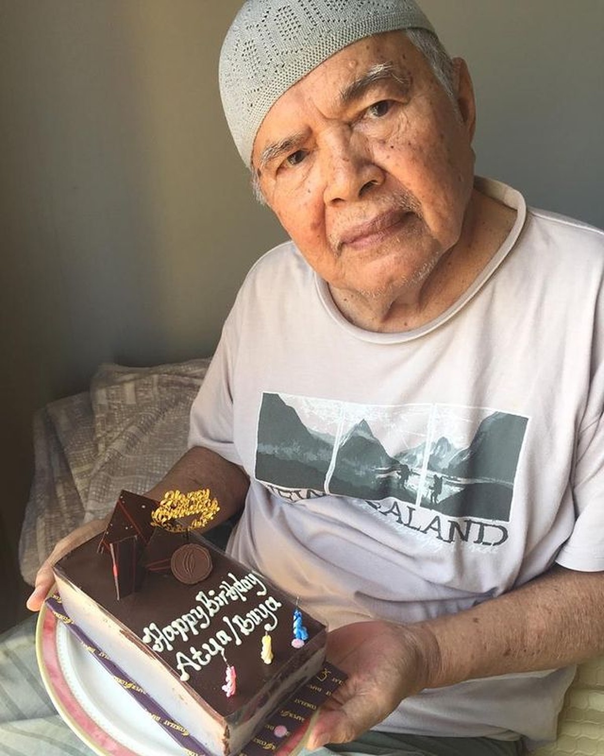 Potret Kenangan Terakhir Nirina Zubir dengan Ayah Tercinta