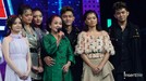 Para peserta&comma; juri serta host Indonesia Mencari Bakat dapat kejutan didatangi sang ibunda di Hari Ibu&period; Yuk intip momennya&excl;