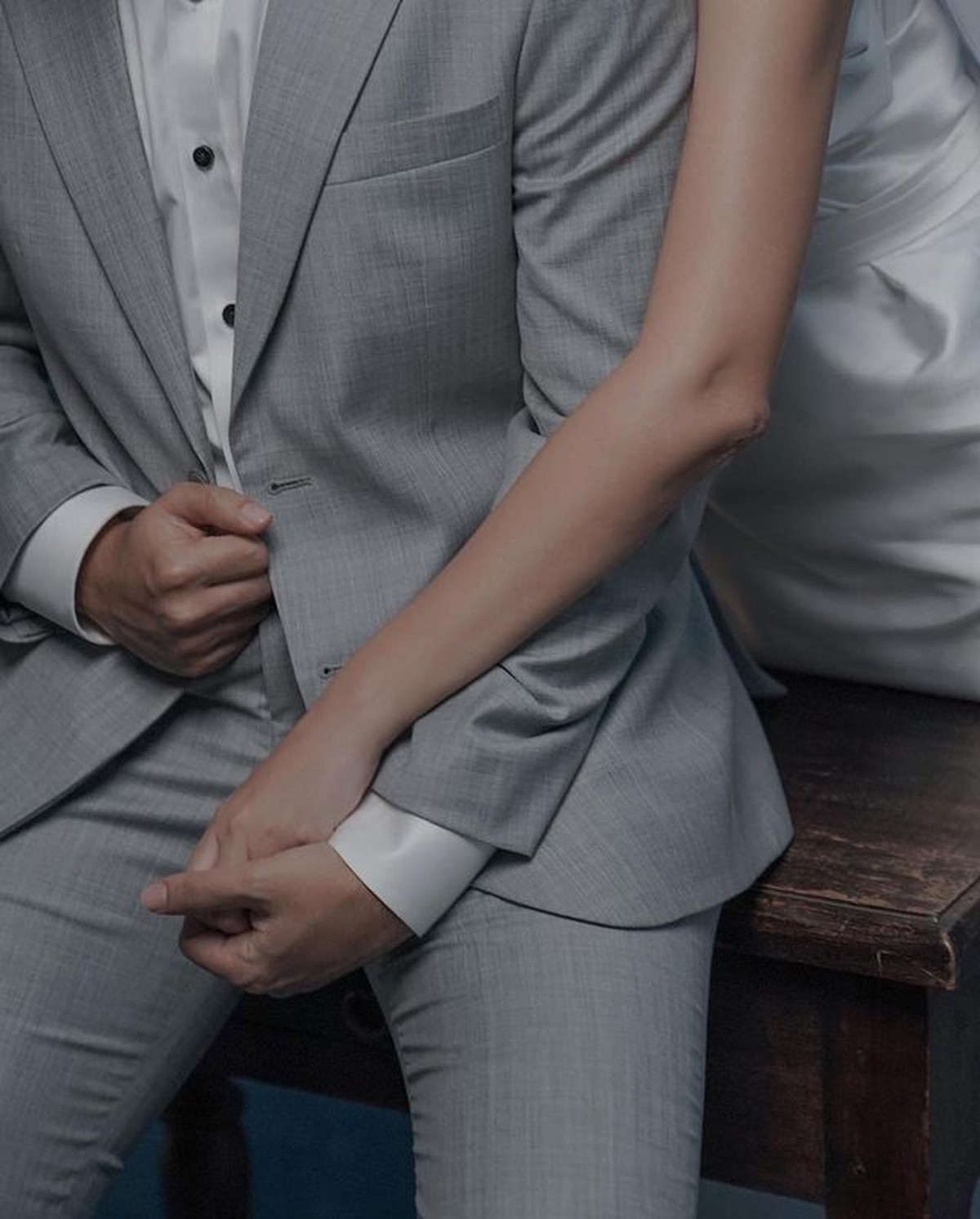 Vidi Aldiano dan Sheila Dara melakukan sesi pemotretan pra nikah dengan mengusung tema vintage&period; Yuk intip potretnya&excl;