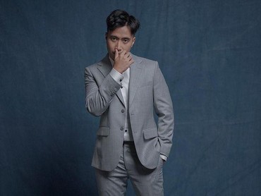 img-title Alasan Vidi Aldiano Sang Duta Persahabatan Absen di Pernikahan Enzy Storia