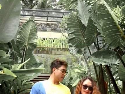 Intip 7 Potret Baby Moon Siti Badriah di Bali, Seru Bareng Suami Bun