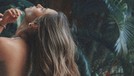 7 Potret Valerie Thomas Pamer Punggung Mulus Pakai Gaun Backless Penampilan Valerie Thomas di unggahan terbarunya memakai gaun backless sambil pamer punggung mulus disorot. Yuk intip!