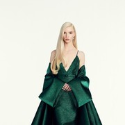 Potret Selebriti dengan Gaun Hijau yang Memukau di Red Carpet Sepanjang 2021! Siapa Paling Stylish?