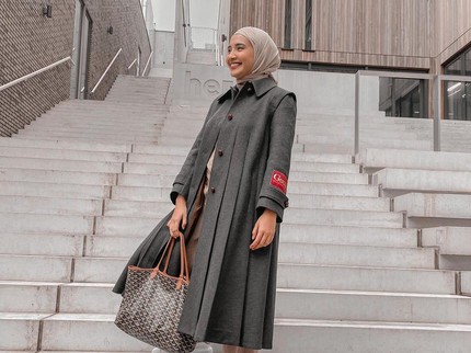 7 Inspirasi Model Hijab ala Zaskia Sungkar untuk Gaya Santai hingga Formal