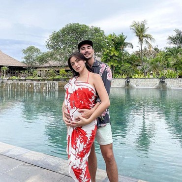 Asyik Joget di Kamar Mandi, Jedar Dapat Peringatan Keras dari Warganet