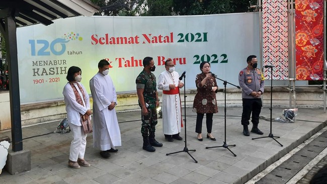 PGI minta jemaat geraja tetap berkoordinasi dengan aparat. Panglima TNI, Kapolri, Menkopolhukam dan Ketua DPR memastikan perayaan Natal 2021 damai.
