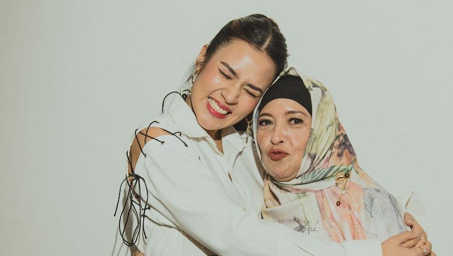 Raisa dan Ibunda