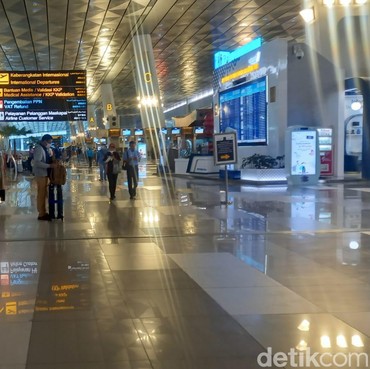 Kata Imigrasi soal Viral WN China Selipkan Uang dalam Paspor Saat di Soetta