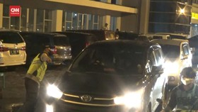 VIDEO: Pelabuhan Merak Ramai Penumpang, PT ASDP Siapkan 67 Kapal