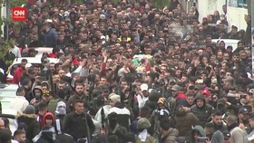 VIDEO: Jasad Pria Palestina Tewas oleh Israel Diarak Keliling Kota
