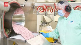 VIDEO: Paxlovid Pfizer Jadi Obat Covid Pertama Diberi Izin Penggunaan