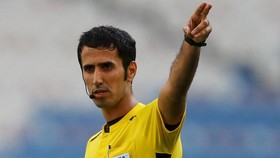 Wasit Kontroversial Vietnam vs Thailand Dicopot dari Piala AFF?