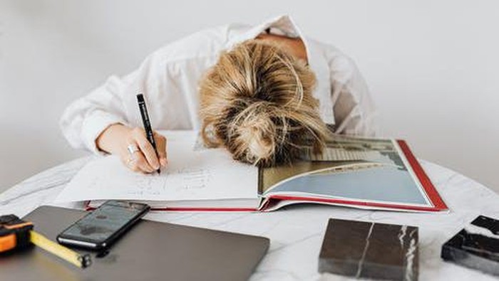 Dear Karyawan... Jangan Sampai Kamu Resign Hanya karena Deretan Alasan Ini ya, Cuma Bikin Menyesal!