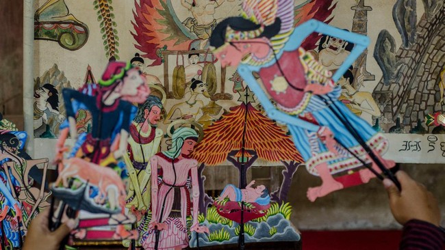 FOTO: Kisah Yesus dalam Pertunjukan Wayang Kulit di Yogyakarta