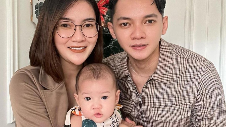 Nella Kharisma dan Dory Harsa