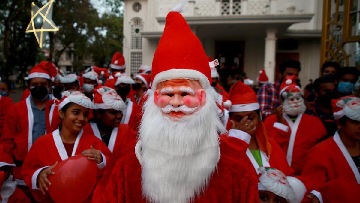 FOTO: Kemeriahan Natal di Berbagai  Negara di Dunia