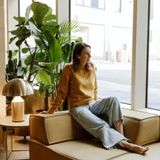 Termasuk Tren Paling Populer di Tahun 2021, Berikut Cara Stylish Memakai Baggy Jeans