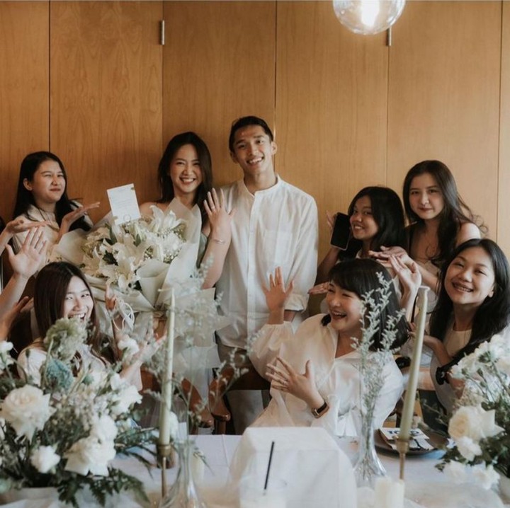 <p>Jonatan Christie dan Shanju eks JKT48 diketahui telah lama menjalin hubungan. Keduanya pertama kali bertemu di Gereja yang sama. (Foto: Instagram @shanju)</p>