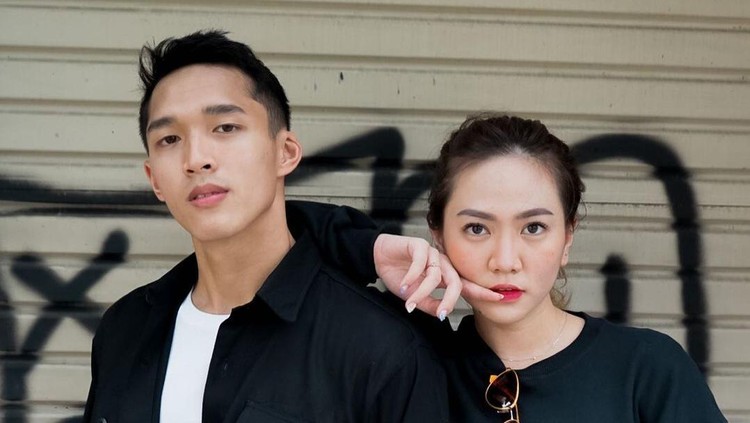 Jonatan Christie dan Shanju eks JKT48