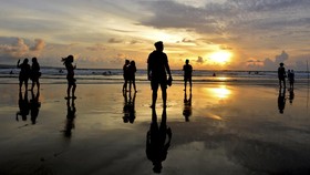 Kumham Bali Kukuh Pulangkan Bule Jerman Penulis Antrean 5 Jam