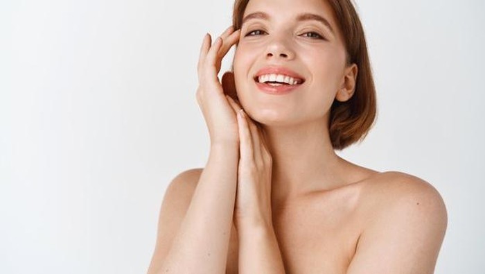 Manfaat Kandungan Probiotik Dalam Skincare, dari Atasi Jerawat Hingga Cegah Penuaan Dini