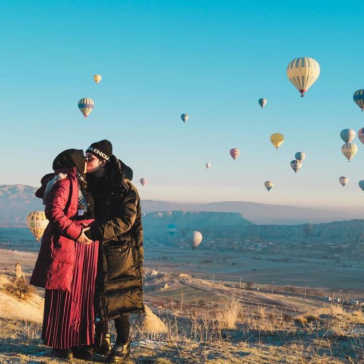 <p>Liburan ini tampaknya amat ditunggu-tungu oleh keduanya, Bunda. Ini karena mereka akhirnya bisa bertemu dengan keluarga Gen Halilintar setelah 2 tahun berpisah. (Foto: Instagram @attahalilintar)</p>